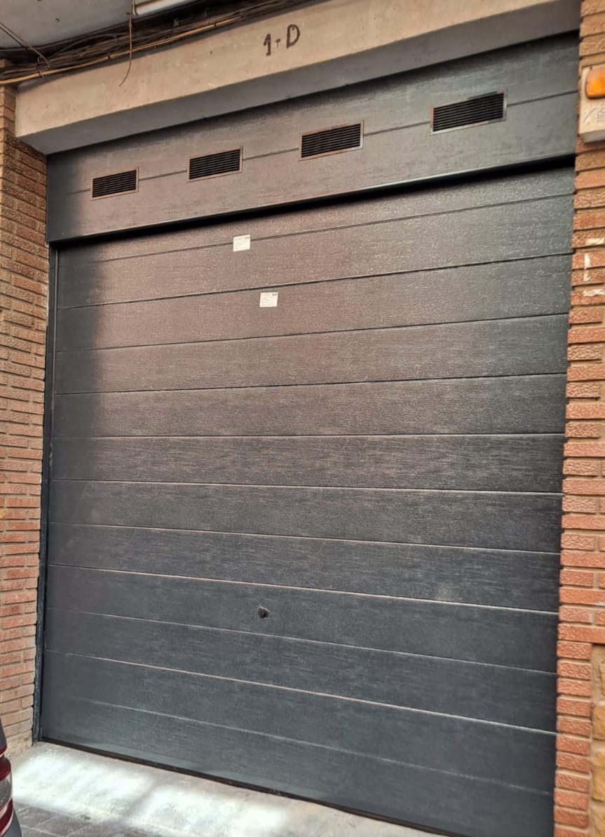 Instalar puerta automática Algirós Valencia